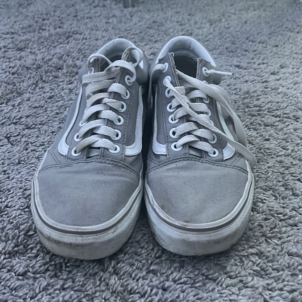 vans - Picture 2 of 3